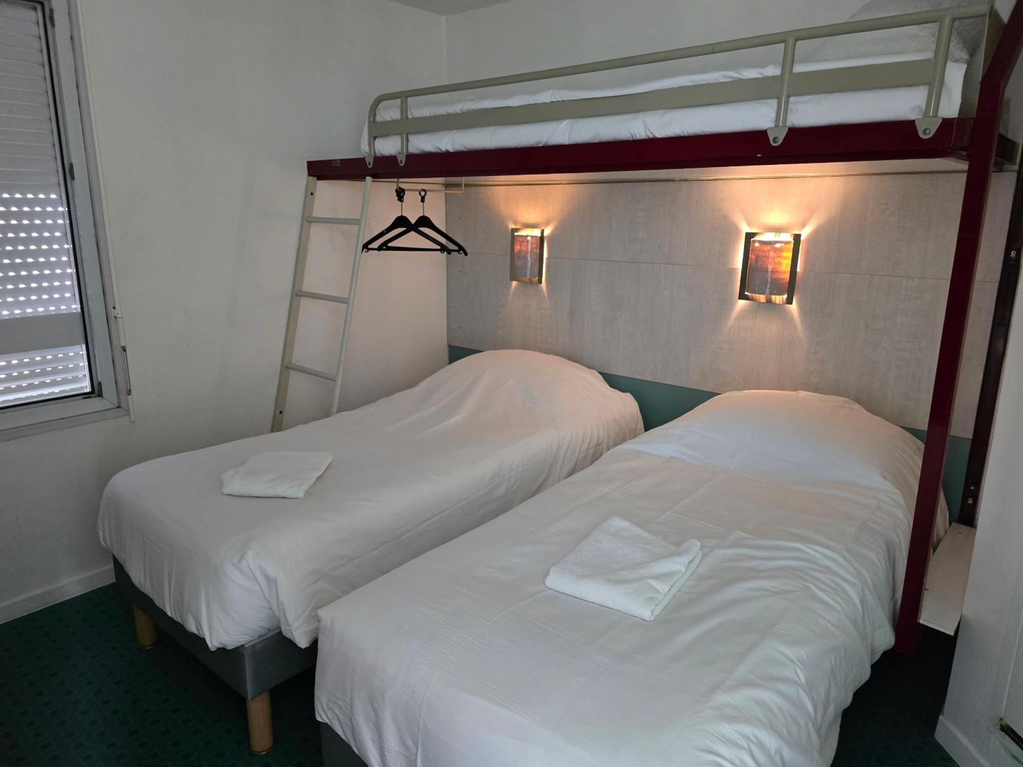 Brit Hotel Essentiel Poitiers Gare Du Futuroscope Jaunay-Clan Luaran gambar