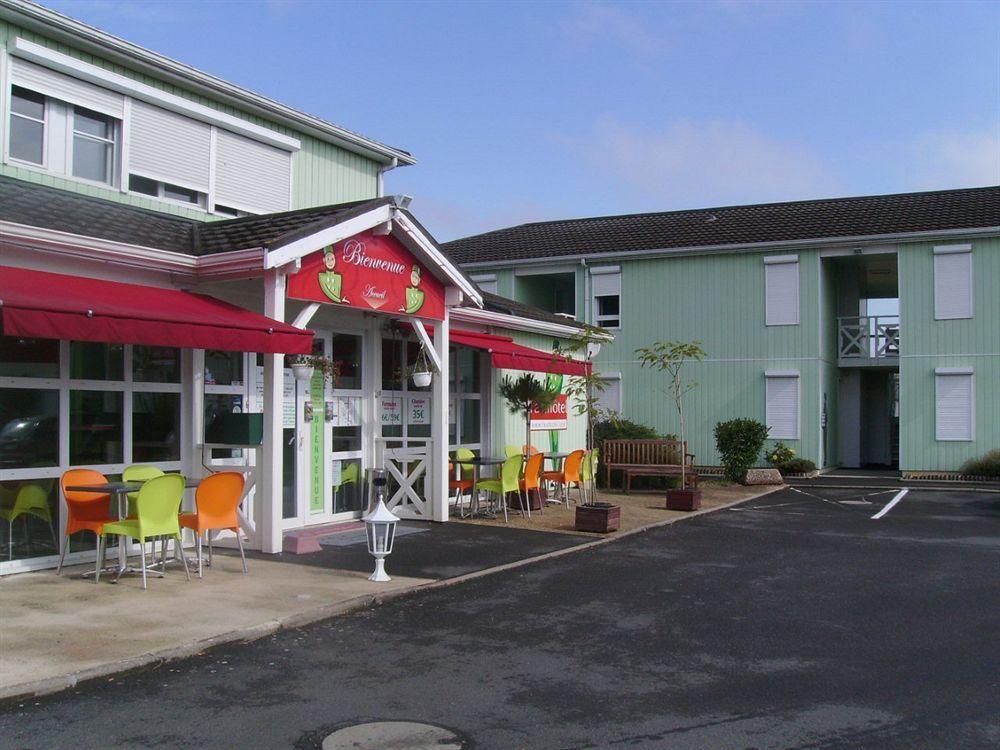 Brit Hotel Essentiel Poitiers Gare Du Futuroscope Jaunay-Clan Luaran gambar